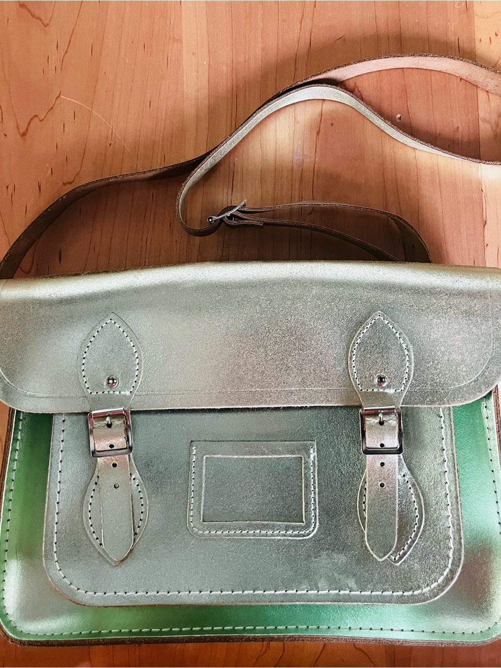 The Cambridge Satchel Company Metallic Green Leather Crossbody Vintage Mint! Ltd